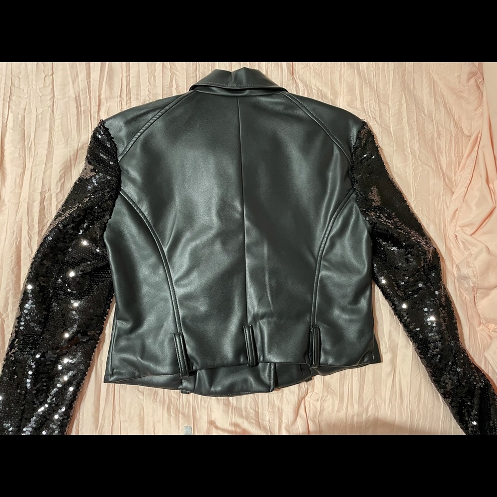 Black leather jacket, size small. - Picture 3 of 5